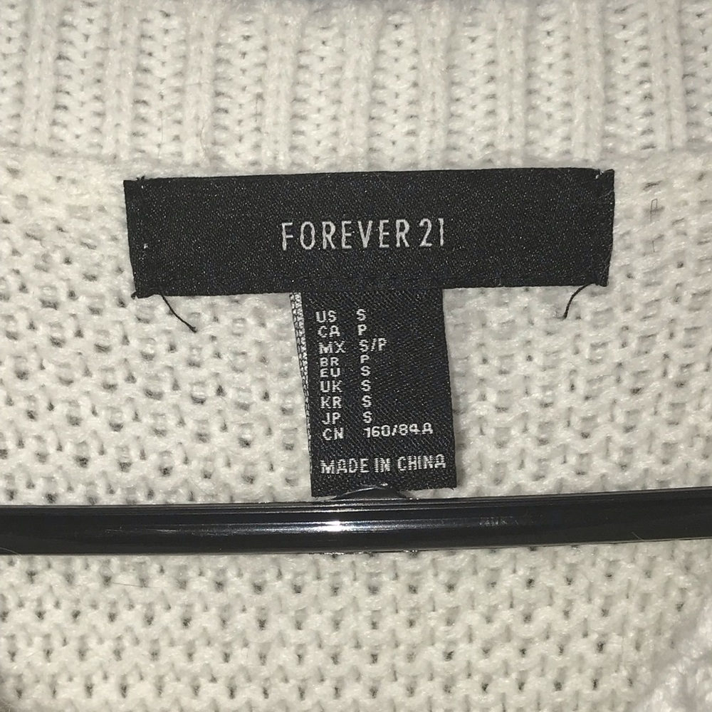 Basic Fuzzy Sweater - Picture 3 of 3